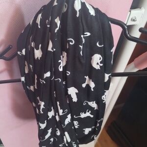 new cat scarf